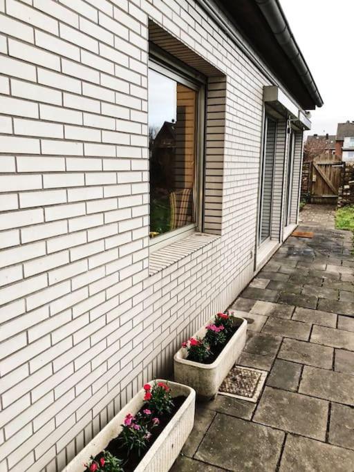 Charmante Gartenwohnung Mit Privatem Grossen Garten Kolonia Zewnętrze zdjęcie